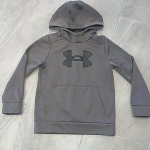 Like new! Boys Under Armour hoodie. Youth small